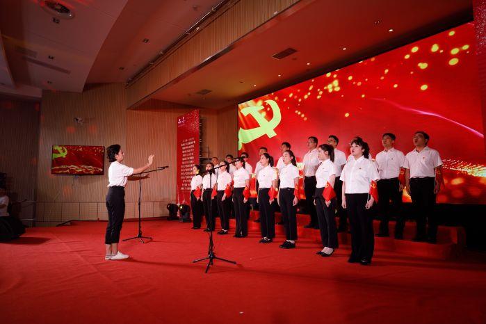 4、《没有共产党就没有新中国》山东分公司