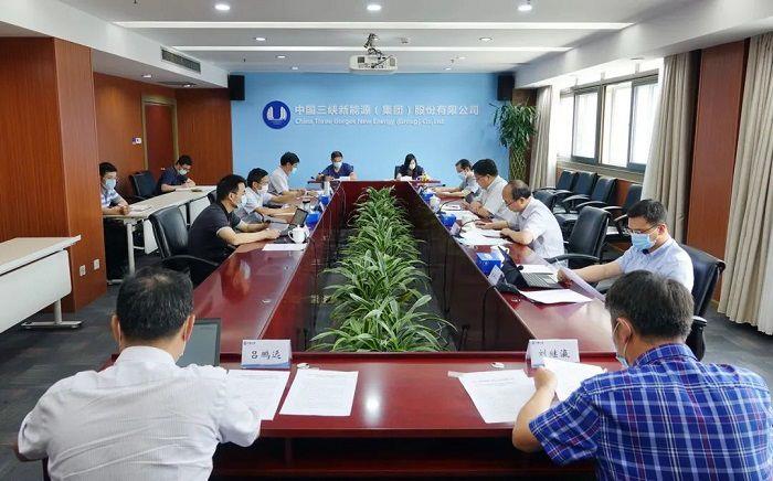 学深悟透指示精神 凝心聚力加快发展——hjc888黄金城新能源各级组织深入学习贯彻习近平总书记对金沙江乌东德水电站首批机组投产发电重要指示精神